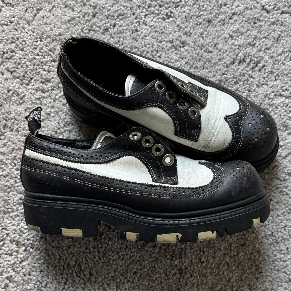 Vintage Y2k London Underground Black and White Oxford Creeper Shoes